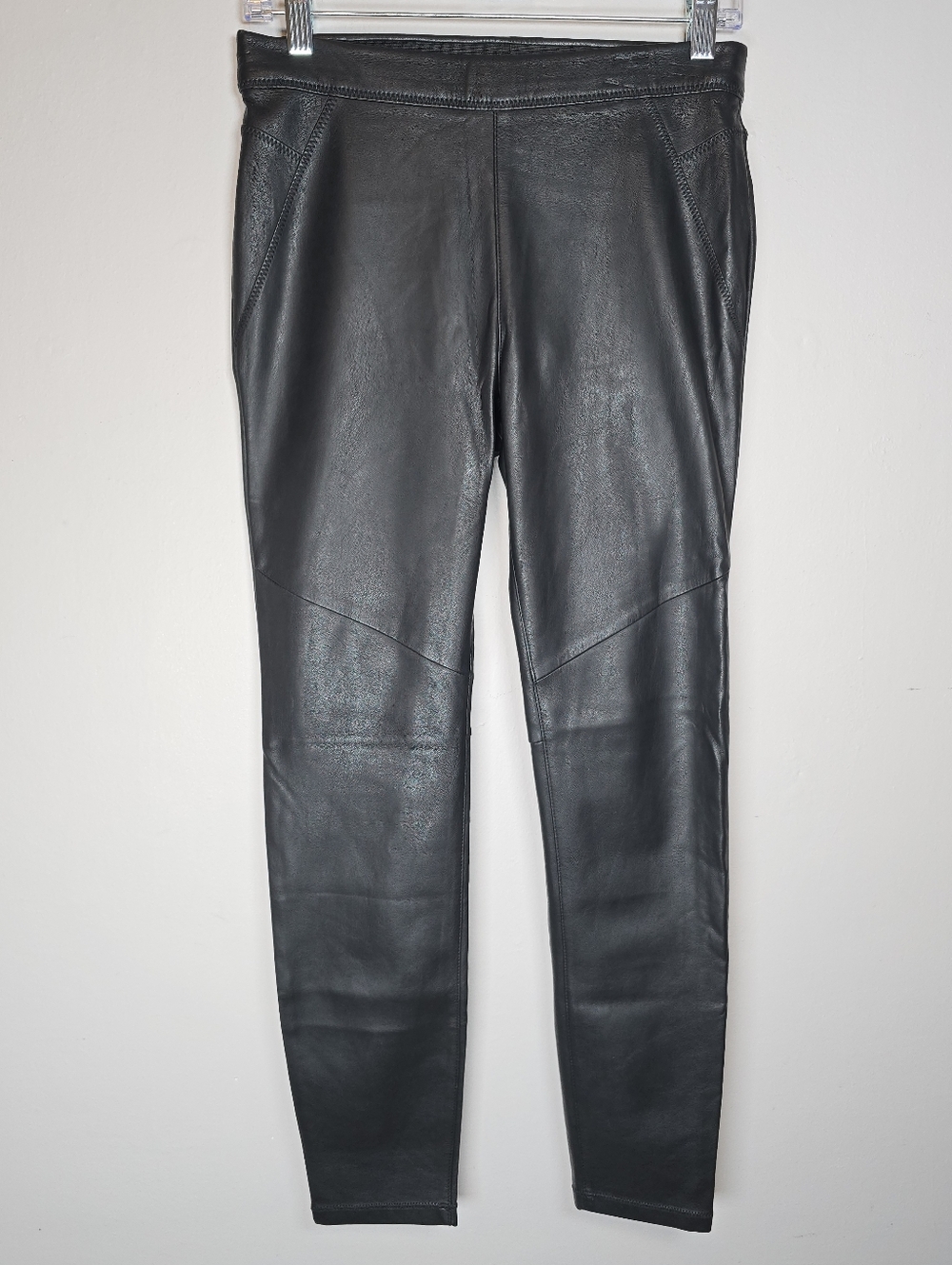 Free People Women's Vegan Leather Pull-On Pants Stretch Size 26 Skinny Moto Chic